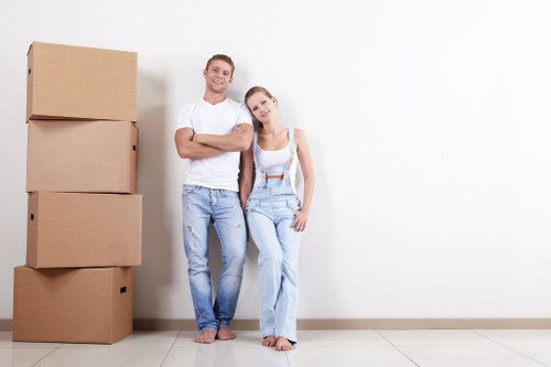 Removal van and moving team serving Elephant and Castle residential streets