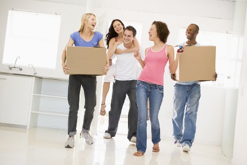 Moving truck service for residential and business moves in Elephantandcastle