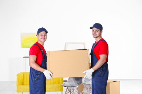 Free quote planning for a busy Elephant and Castle relocation