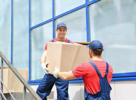 Man with van moving service in Elephant and Castle